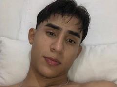 VaqueroHot from xLoveCam
