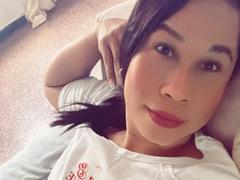 IvannaX69 - female with black hair webcam at xLoveCam