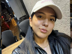 Velka - female with black hair webcam at xLoveCam