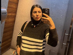 Velka - female with black hair webcam at xLoveCam