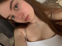 VellaDiehm - female with black hair and  big tits webcam at xLoveCam