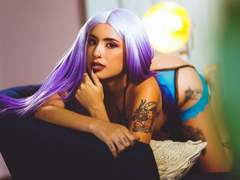 VelvetMusee - female with black hair webcam at xLoveCam