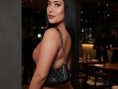 VelvetRoseX from xLoveCam
