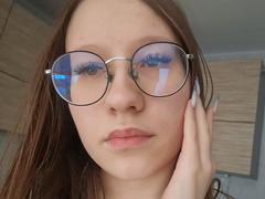 VelvetSinn from xLoveCam