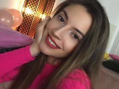 VelvetSpell from xLoveCam