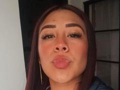 ElenaRed - female with black hair and  big tits webcam at xLoveCam