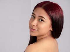 ElenaRed - female with black hair and  big tits webcam at xLoveCam