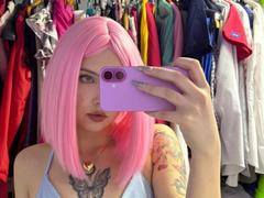 VenettaBershadsky - female with black hair webcam at xLoveCam