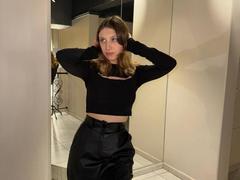 VenettaSalz - blond female webcam at xLoveCam