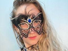 VenusDivine from xLoveCam