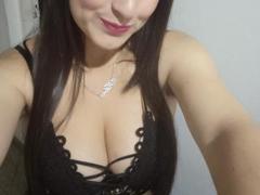 VenusPalmer - female with brown hair webcam at LiveJasmin