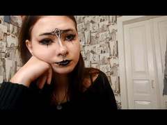 VenusTorpey - female with brown hair webcam at xLoveCam