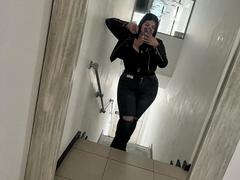 VenusxMusa - female with brown hair and  big tits webcam at xLoveCam