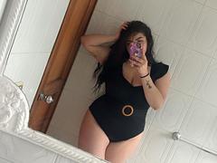 VenusxMusa - female with brown hair and  big tits webcam at xLoveCam