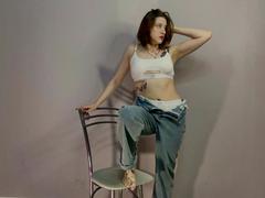 VeolaVanhoecke - female webcam at xLoveCam