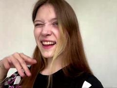 VeraBrabazon - blond female webcam at xLoveCam