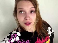VeraBrabazon - blond female webcam at xLoveCam
