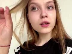 VeraBrabazon - blond female webcam at xLoveCam