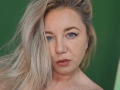 VeraNoires from xLoveCam
