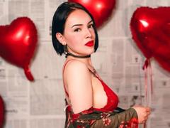 VeroHands - female with black hair and  big tits webcam at xLoveCam