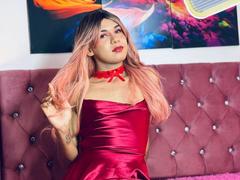 VeronicaBlossom - shemale webcam at xLoveCam