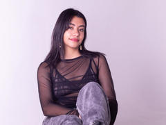VeronicaJhons - female with black hair webcam at LiveJasmin
