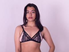 VeronicaJhons - female with black hair webcam at LiveJasmin