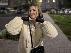 VeronicaLorie from xLoveCam