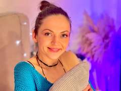 VeronikaDylan - female with black hair and  small tits webcam at xLoveCam