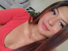 VeronikaLara - female with brown hair webcam at xLoveCam