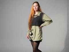 VertieTllo - female with brown hair webcam at xLoveCam