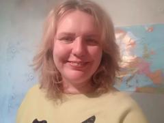VestaWoody - female webcam at xLoveCam