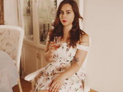 Lattea - female with brown hair and  big tits webcam at LiveJasmin