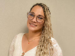 ViancaCastellanos - blond female with  big tits webcam at xLoveCam