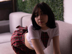 Vickmoon - female with brown hair and  big tits webcam at StripChat