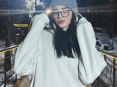 VickieParonto - female with black hair and  big tits webcam at xLoveCam