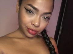 VickySquirty - female with black hair and  small tits webcam at xLoveCam