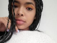 VickySquirty from xLoveCam