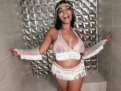 VickySquirty - female with black hair and  small tits webcam at xLoveCam