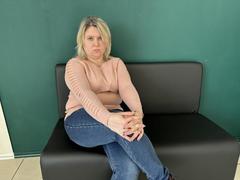 VickyRobins - blond female with  big tits webcam at xLoveCam