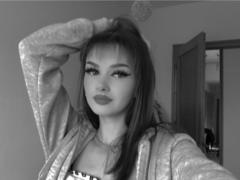 VickyxFantasy from xLoveCam