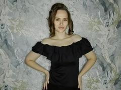 VictoriaClifford - female with brown hair and  big tits webcam at LiveJasmin
