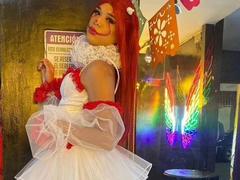 VictoriaAleia - shemale webcam at xLoveCam