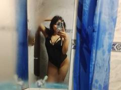 VictoriaAlvarez - female with black hair webcam at xLoveCam
