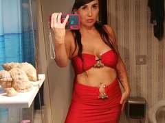 VictoriaFoxx-hot - female with black hair webcam at xLoveCam