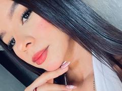 VictoriaNovak - female with brown hair webcam at xLoveCam