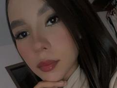 VictoriaNovak - female with brown hair webcam at xLoveCam