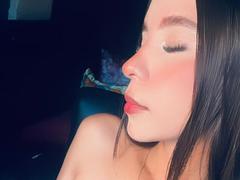 VictoriaNovak - female with brown hair webcam at xLoveCam