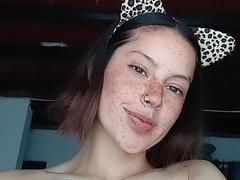VictoriaOrtega - female with brown hair webcam at xLoveCam