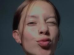 VictoriaOrtega - female with brown hair webcam at xLoveCam